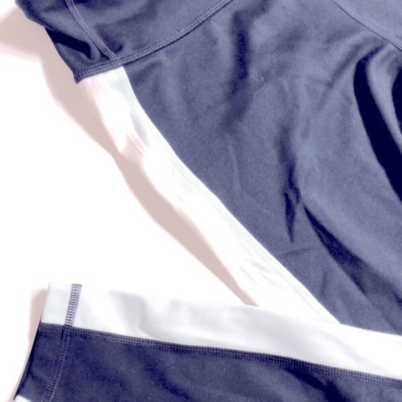 GapFit Leggings, Mint/Navy Stripe - Picture 8 of 10